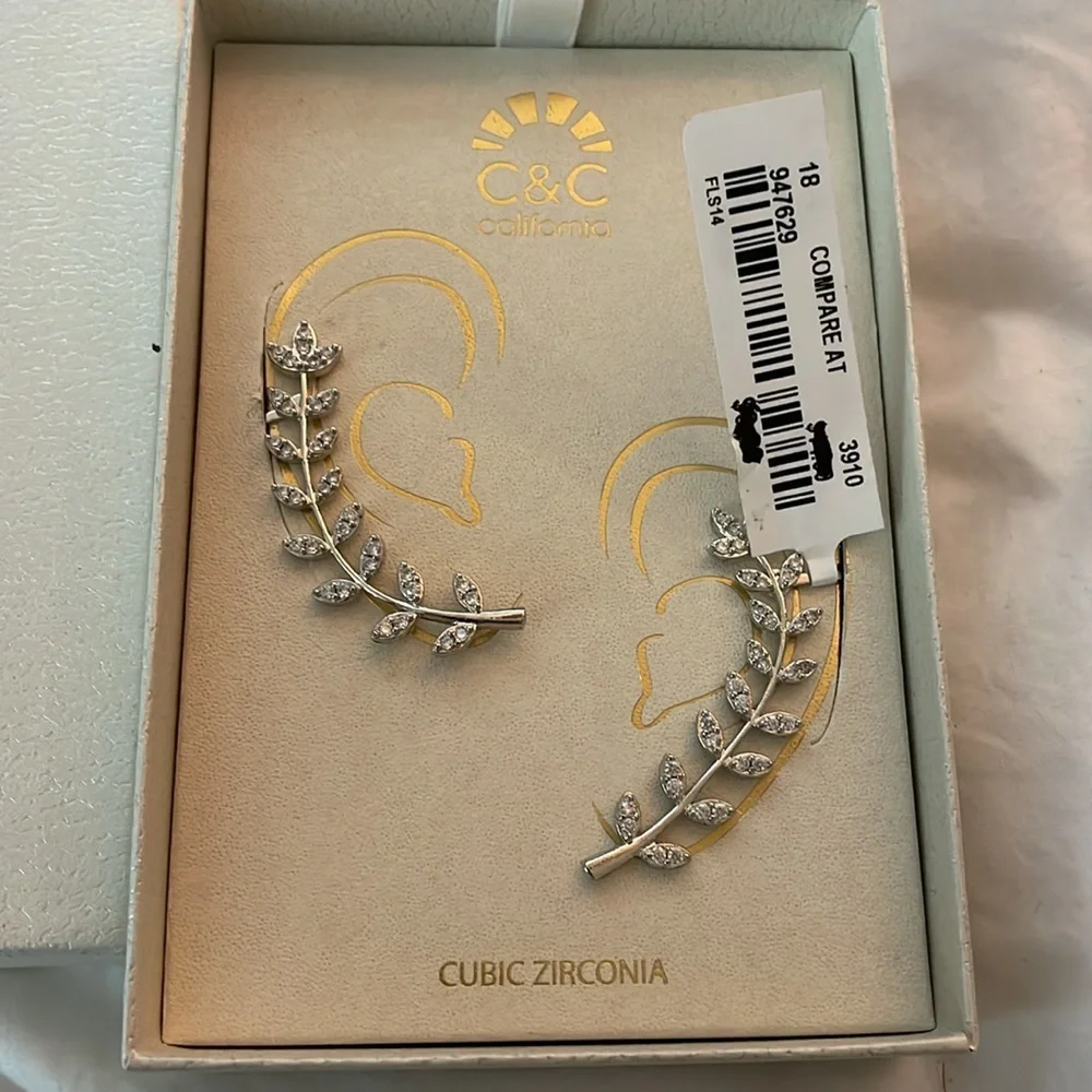 Earring - Picture 2 of 4